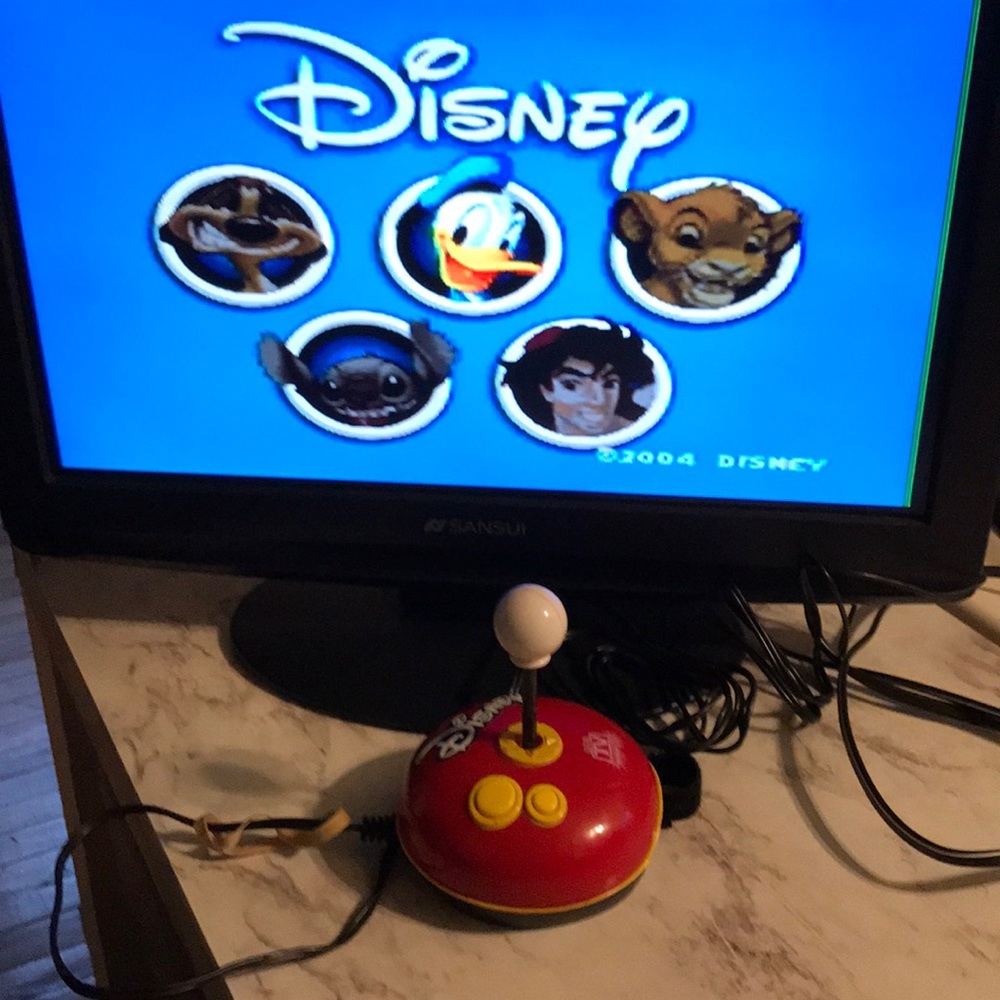 DISNEY PLUG N PLAY